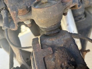 Suspension repair check to ensure stable handling and improved ride comfort